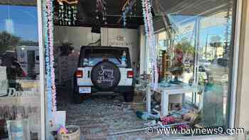 Holmes Beach businesses recovering after cars crash into storefronts