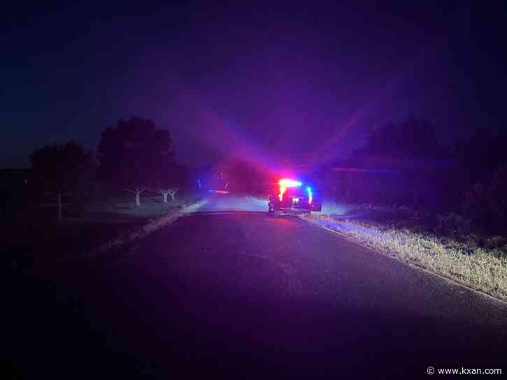 1 dead after airplane crash at Spicewood Airport