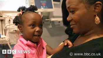 'Guardian angel' donates kidney in organ-swap scheme