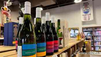 Alberta liquor retailers reject idea of expanding alcohol sales to groceries, corner stores