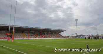 Hull KR hand trial to dual-sport Frenchman with MMA background