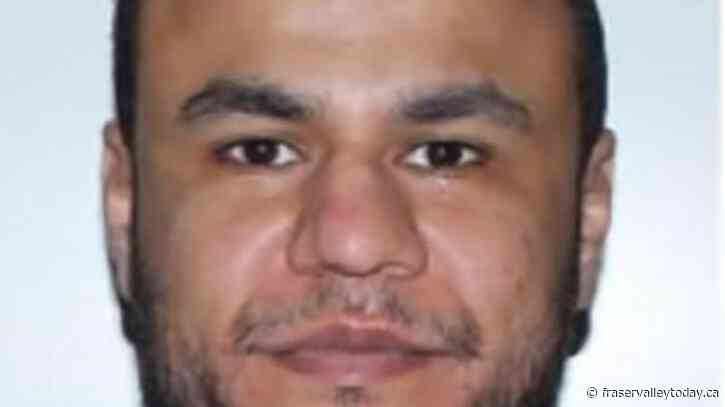 RCMP alleges two former UN workers in Montreal sold weapons, drones to Libya