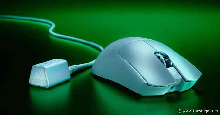 Razer’s Viper V3 Pro mouse puts its dongle where it belongs