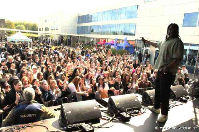 GO Technisch Atheneum Halle krijgt festival op speelplaats