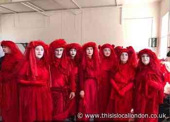 Highgate and Muswell Hill Red Rebels join Chris Packham protest