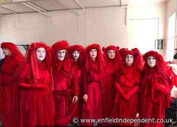 Highgate and Muswell Hill Red Rebels join Chris Packham protest