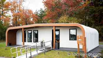 The world's largest 3D printer is at a university in Maine. It just unveiled an even bigger one