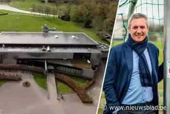 Directie van zwembad Brasschaat dient klacht in tegen Eddy Snelders wegens voyeurisme