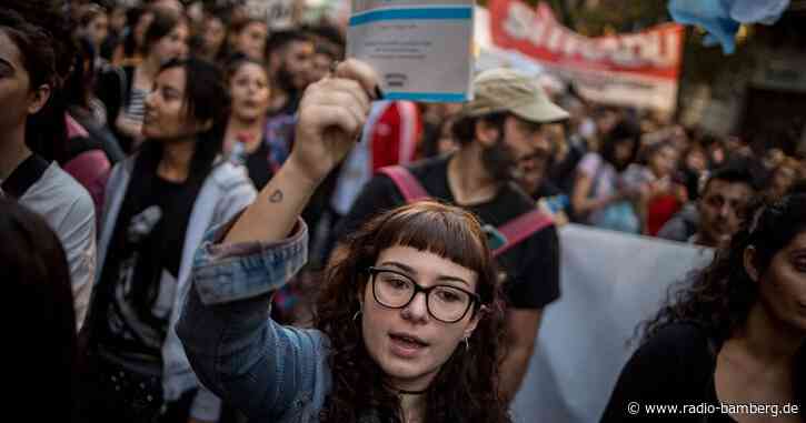 Sparkurs – Über eine halbe Million Argentinier protestieren