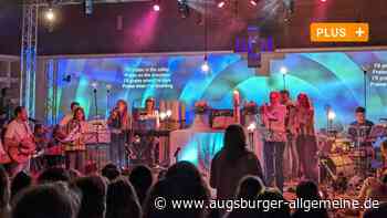 Volles Haus beim Jugendgottesdienst „Eins“ in Kaufering