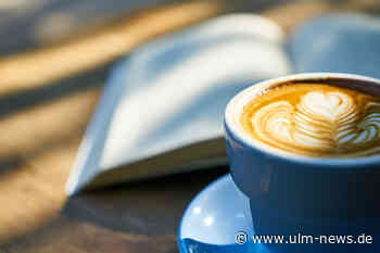 "Reading Party" in gemütlicher Leseatmosphäre im Cafe Aegis