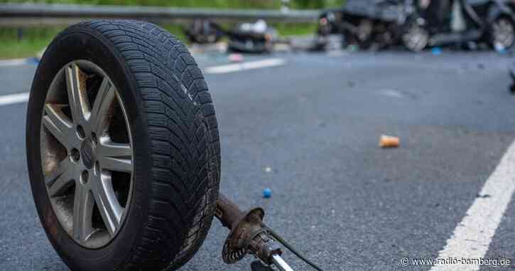 30-jährige Frau stirbt bei Unfall auf B 505