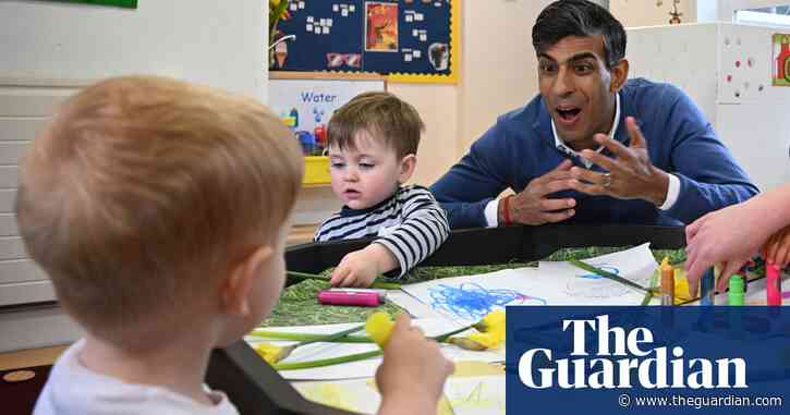 England childcare scheme may struggle to deliver places, finds ‘damning’ report