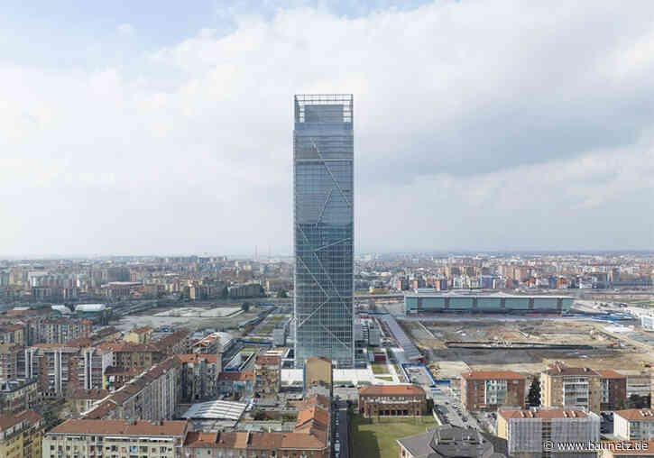 175 Meter hohe Kugelbahn
 - Büroturm in Turin von Studio Fuksas