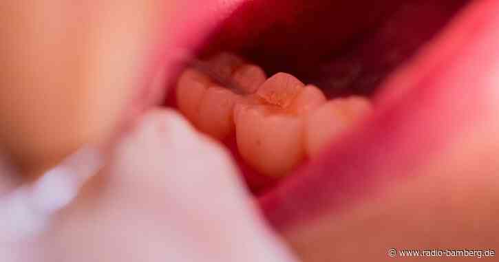 Zahnarzt bohrt versehentlich Schraube in Gehirn von Patient