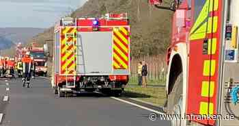 Sulzfeld: Auto von Transporter gerammt - Fahrer schwer verletzt eingeklemmt