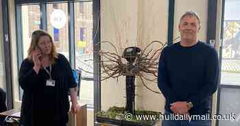 'Telegraph pole' installed in Hull's Trinity Market