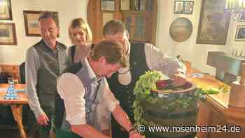 So viel kostet die Mass Bier beim Ampfinger Volksfest