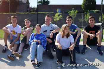 Politie Grensleie heeft met Stef (29) nu ook een jeugdinspecteur: “Nu ben ik nog gewoon een flik, maar ik wil de vertrouwenspersoon van jongeren worden”