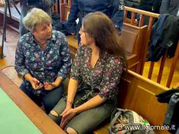 "Perché si candida". Il padre di Ilaria Salis inizia la "campagna elettorale" da Strasburgo