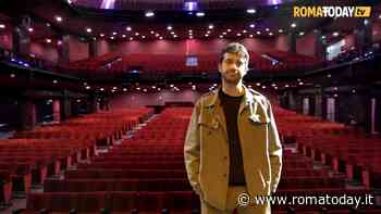 Edoardo Ferrario al Brancaccio con Performante: "La romanità è il linguaggio che mi fa arrivare a tutti"