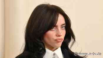 "Sollte darin Doktortitel haben": Billie Eilish schwört auf Masturbation vor dem Spiegel