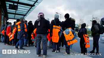 'Business as usual' for Channel crossings despite migrant deaths