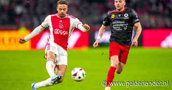 LIVE eredivisie | Tóch de gelijkmaker in Amsterdam: tiental Ajax scoort met enig fortuin tegen Excelsior