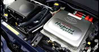 Mechanic claims you can 'double' your car's engine life with single button push