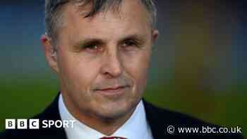 Rowley to stay at Salford following Hull FC approach