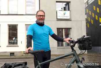 Voormalig kankerpatiënt Hans (56) ‘benefietst’ naar Compostella: “Ik wilde eigenlijk te voet, maar had te weinig verlof”