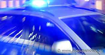Bewohner gefesselt und bestohlen