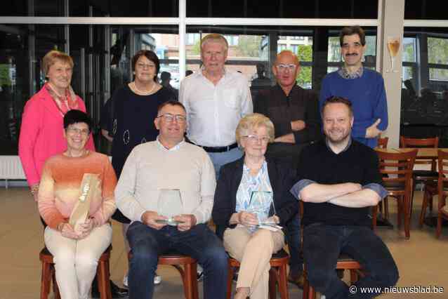 Maandagkaarters vieren kampioenen