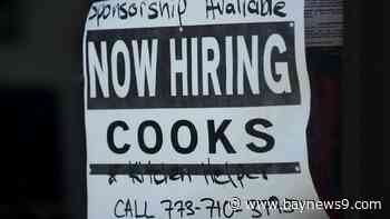 U.S. applications for jobless benefits fall to lowest level in 9 weeks