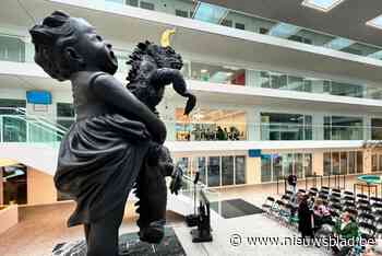 Zeven meter hoog mythisch beeld van Koen Vanmechelen onthuld in T2 Campus
