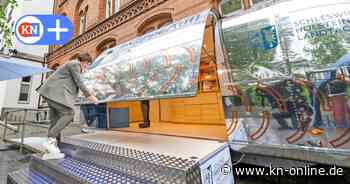 Kristina Herbst präsentiert Landtags-Mobil: Demokratie auf Achse