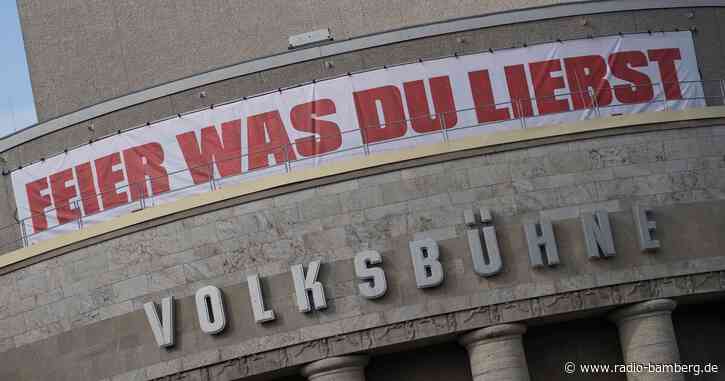 Volksbühne verabschiedet verstorbenen Intendanten Pollesch