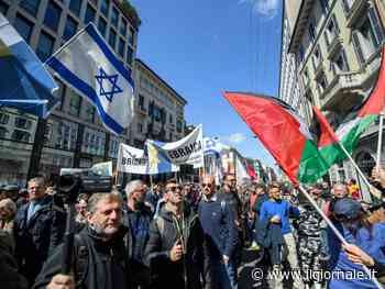Insulti alla Brigata ebraica, manifesti bruciati, fischi. Da Roma a Bologna, il 25 aprile nelle piazze