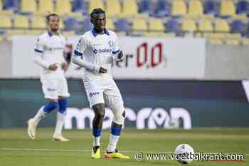 Gent gaat all-in om PSV en Barcelona af te houden: 'Louwagie wil Mokio overtuigen met recordcontract'