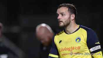 Moors beat Halifax to reach play-off semi-finals