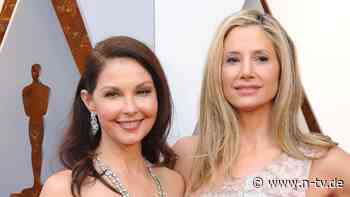 Vergewaltigungsurteil aufgehoben: Weinsteins Anklägerinnen sind "fassungslos"