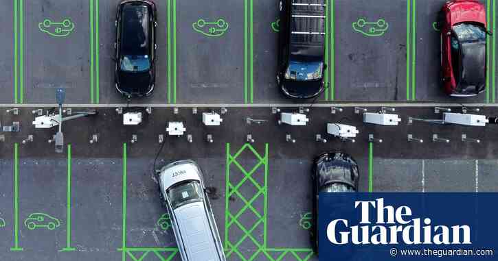 Australia’s skilled mechanics shortage forcing insurers to write off electric vehicles after minor accidents