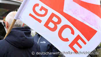 Tarifrunde der Chemieindustrie: Gewerkschaft fordert mehr Lohn