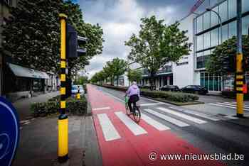 Bestuurster step (27) raakt lichtgewond bij aanrijding