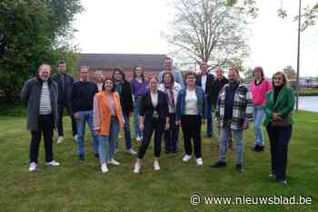 Onafhankelijke Mouna Belkadi uit Meulebeke sluit aan bij Iedereen Telt