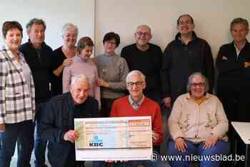 Toerisme Merksplas schenkt 8.000 euro aan dagcentrum MarkSaam