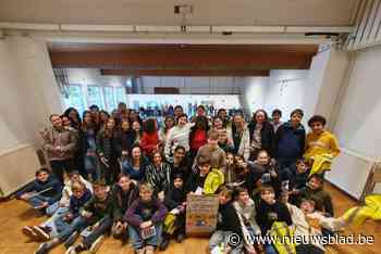 Eerstejaars SGI leren hele week bij rond fietsveiligheid en leren belangrijke les: “draag altijd een helm tijdens het fietsen”