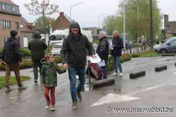 Oppositie klaagt verlies van parkeerplaatsen aan maar keurde de omgevingsaanleg rond de nieuwe sporthal wél goed. ”Dat was toen niet zo duidelijk”
