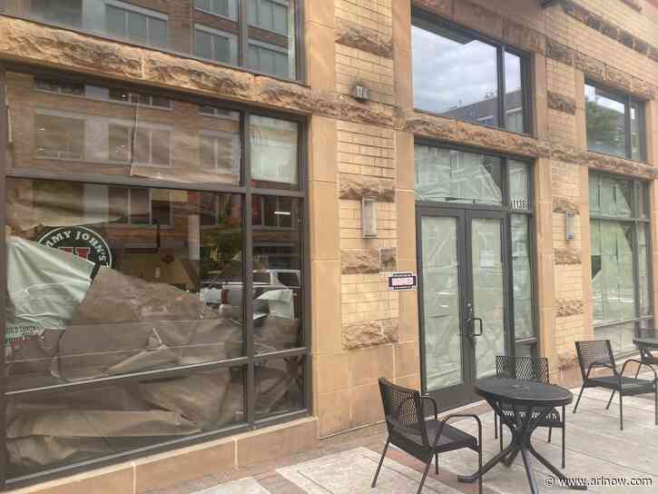 Jimmy John’s in Clarendon appears to have closed, possibly for good