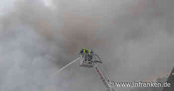 Lanzenreuth: Landwirtschafts-Betrieb in Flammen - Katastrophen-Warnapp schlägt Alarm